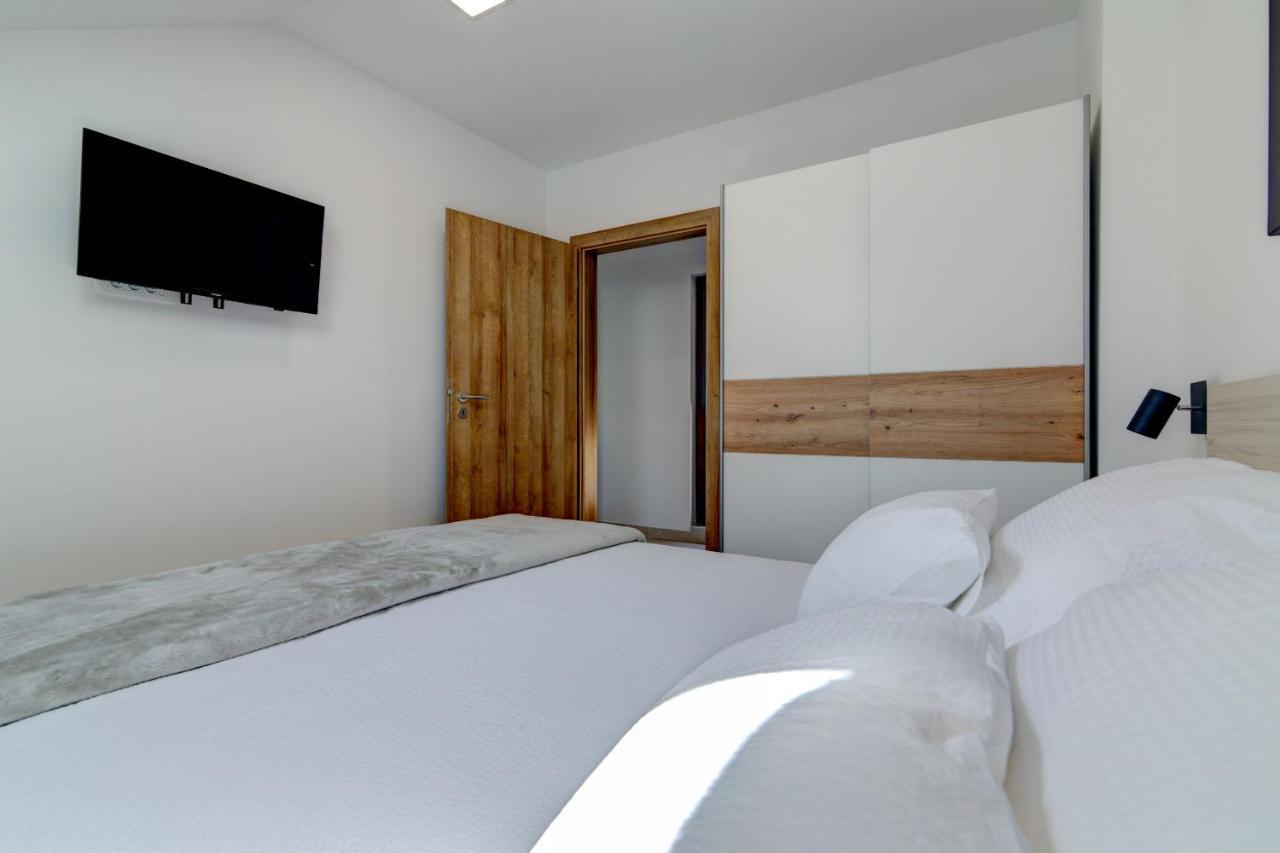 Rote Zora Apartment Senj  Exterior photo