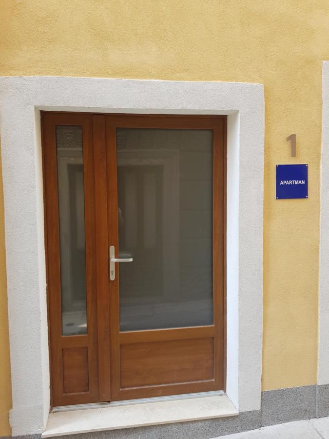 Rote Zora Apartment Senj  Exterior photo